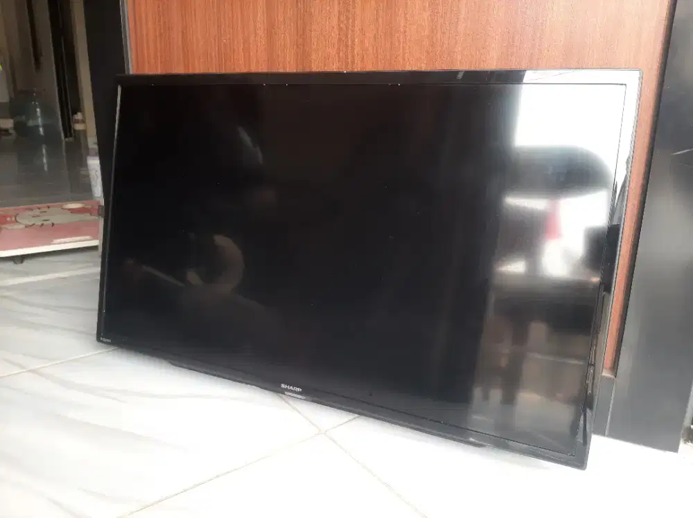 TV LED SHARP 32INC MULUS NORMAL (NON DIGITAL) BONUS STB