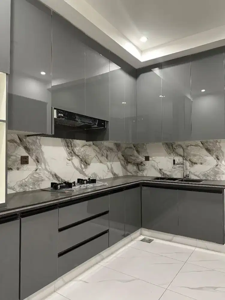Custom kitchen set minimalis wardrobe bedroom set livingroom room