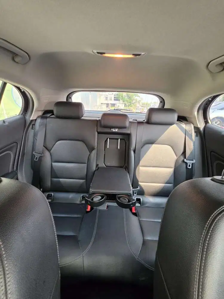 Mercedes-Benz CLA200 2015 Bensin