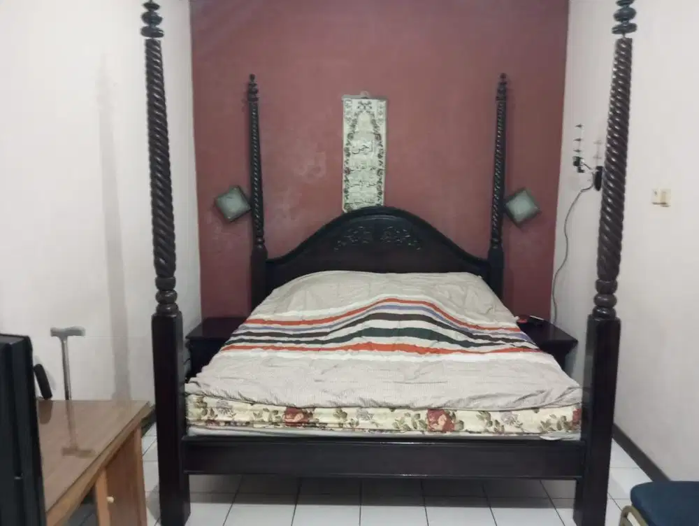 Tempat tidur + matras