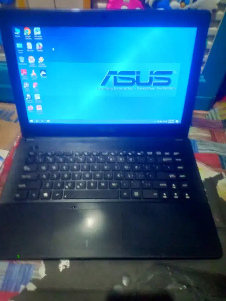 Laptop Slim Asus X450 Celeron Ram 4gb HDD 500gb batre 2 jam