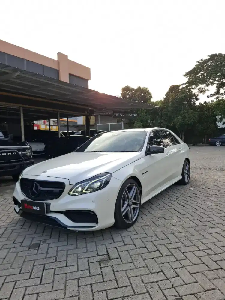 Mercedes Benz E63 2014 antik lowkm
