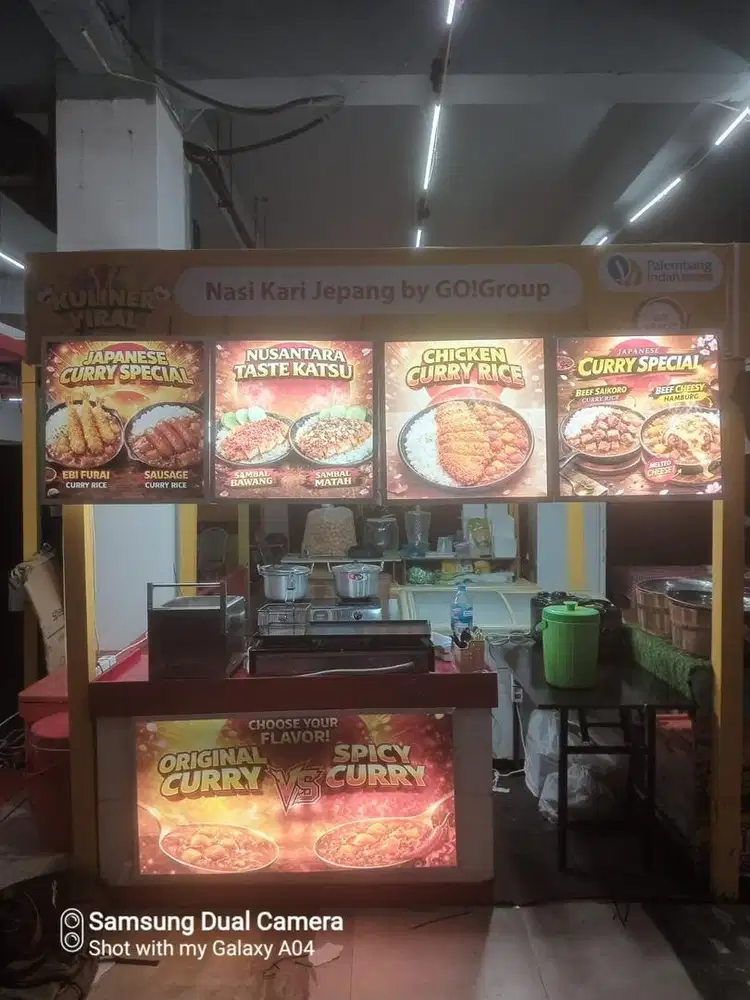 DAILY WORKER SPG/SPB BOOTH EVENG MAKANAN DI MAL K QSQUARE