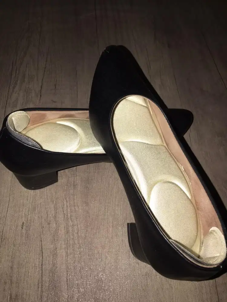 Sepatu Pantofel Wanita