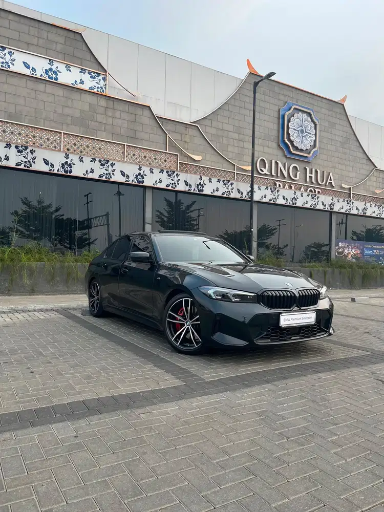 BMW 330i M-Sport Pro 2024