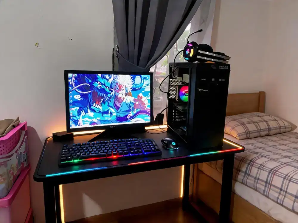 KOMPUTER 1SET BEKAS PAKAI GAME