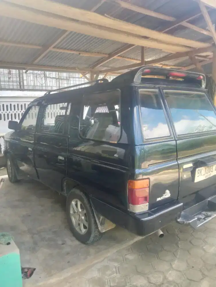 ISUZU PENTHER grand royal pluss