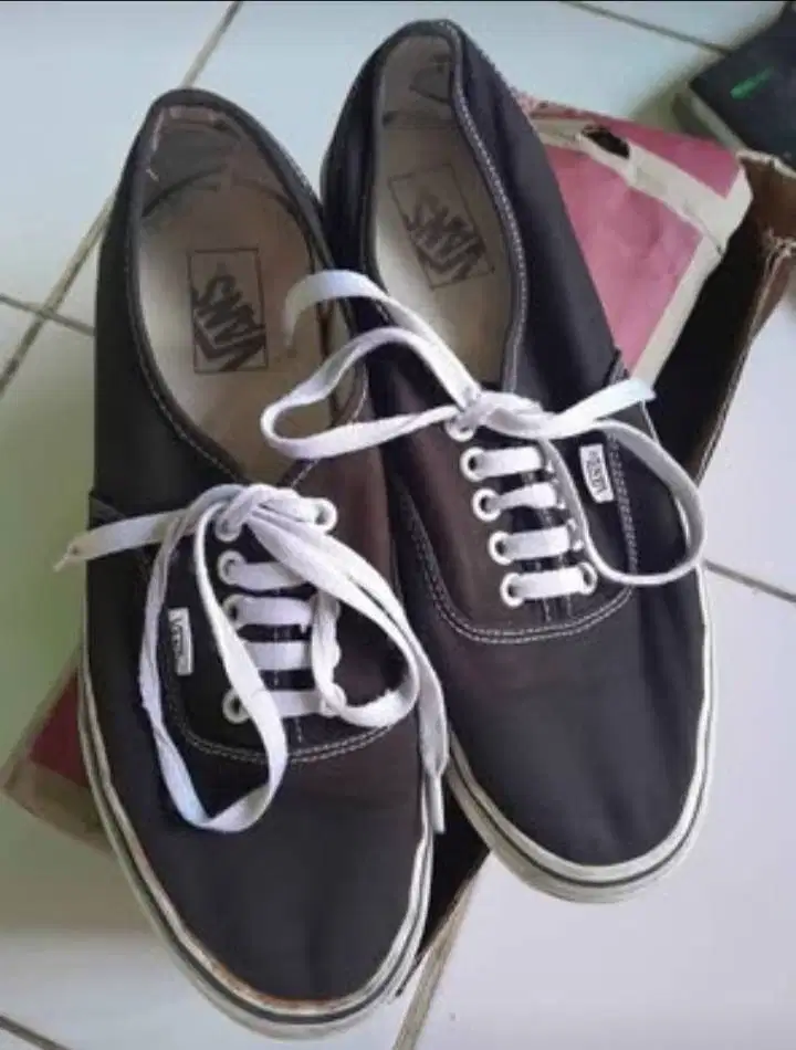 Sepatu vans 44 ori