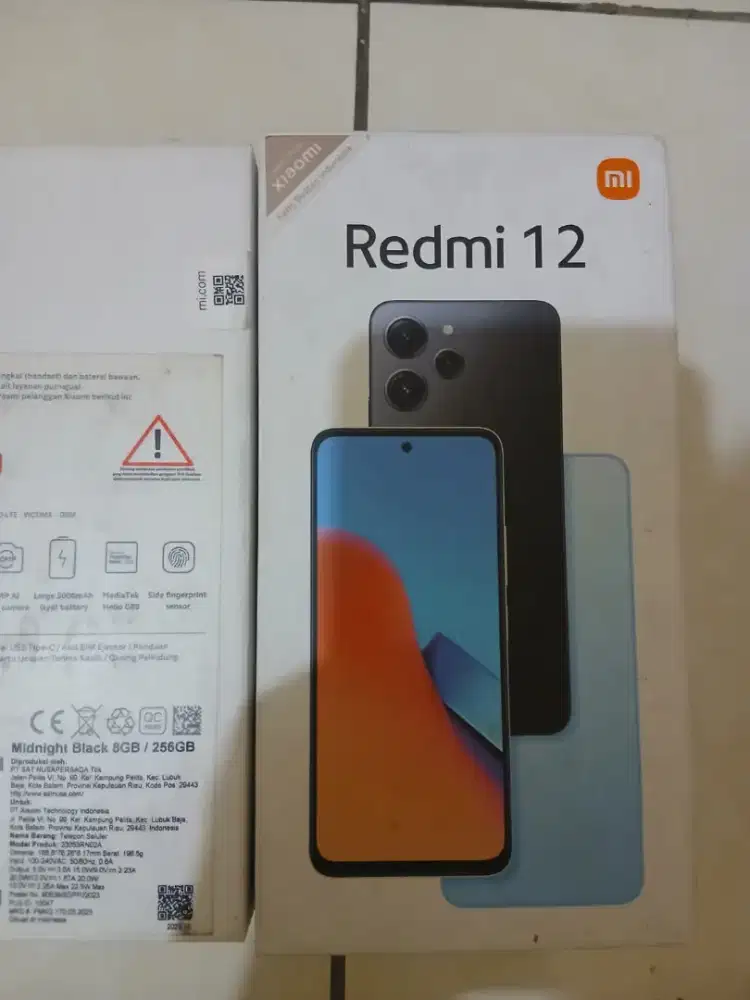 Redmi 12 ram 8/256gb hitam full set