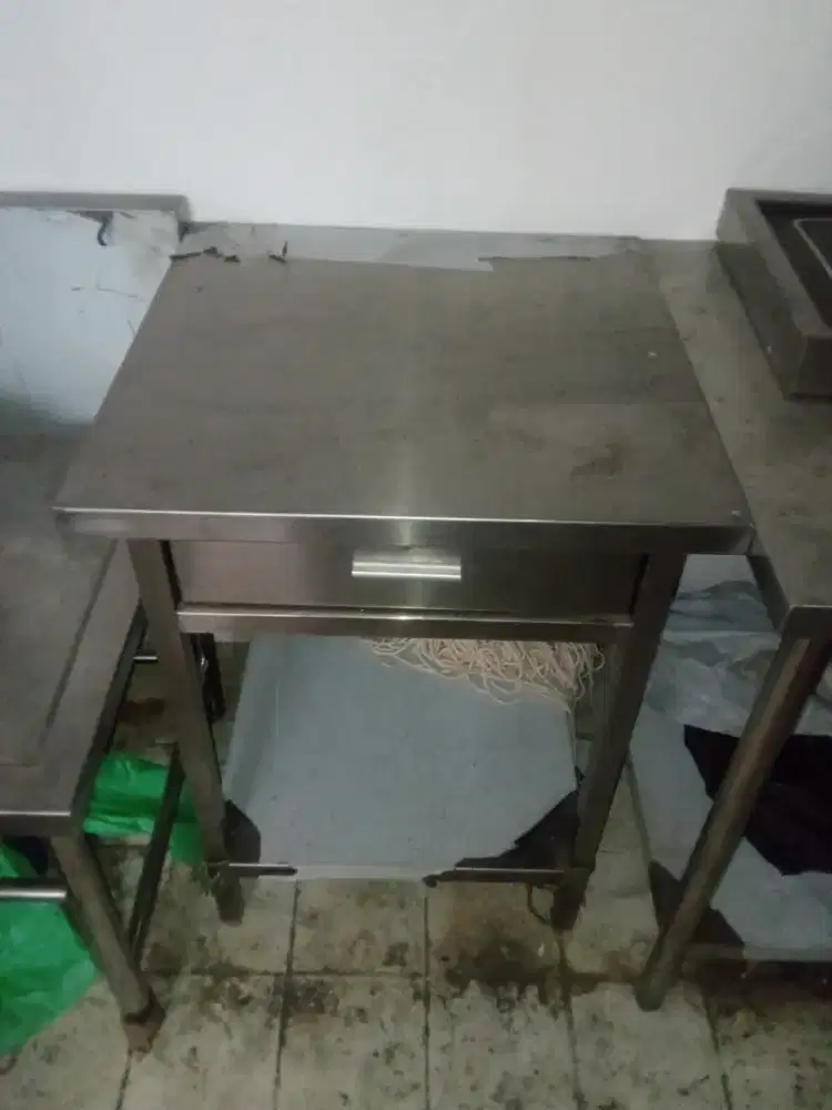 Meja Stainless Laci