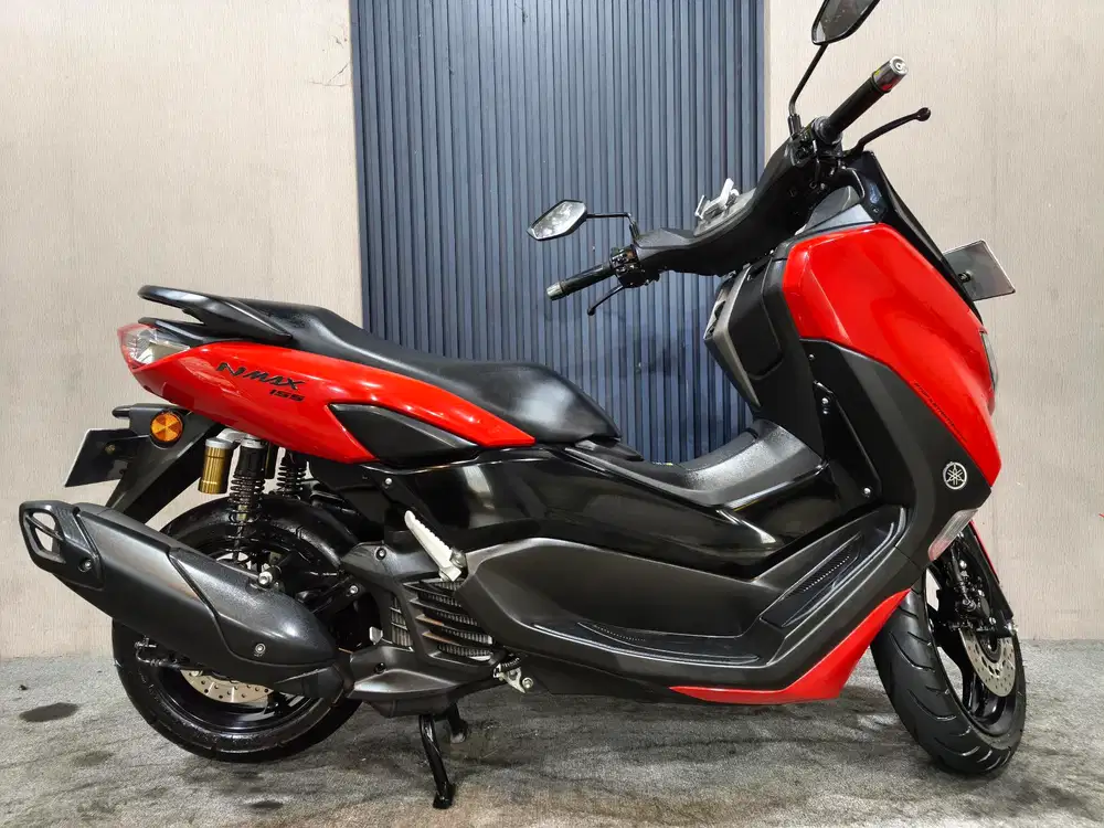 Nmax 155 VVA 2024 CONNECTED istimewa mulus terawat siap pakai...