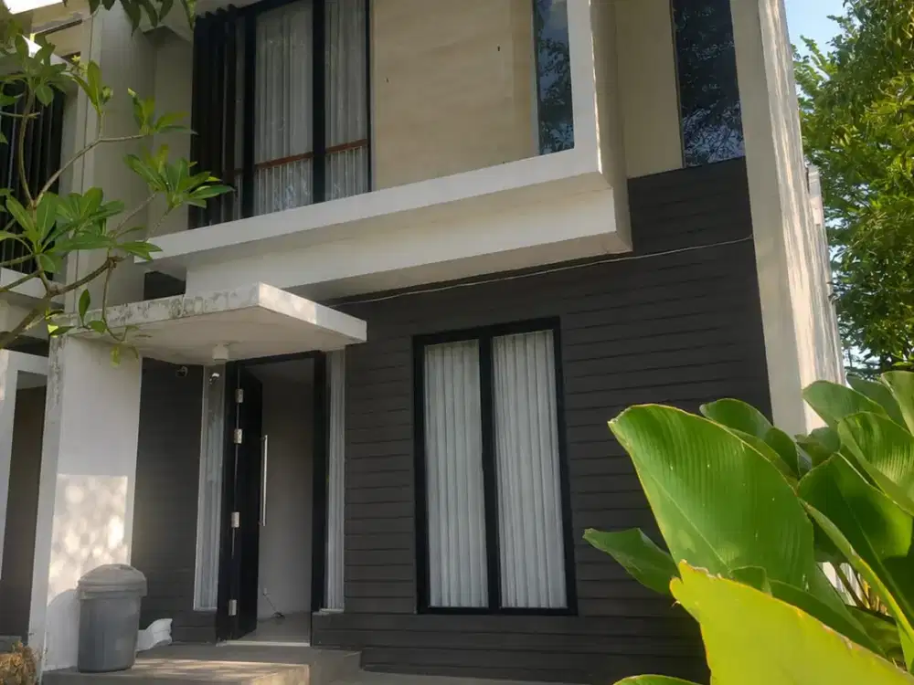 JUAL CEPAT! Rumah Northwest Lake, Citraland - Type Malawi Deluxe, Semi Furnished