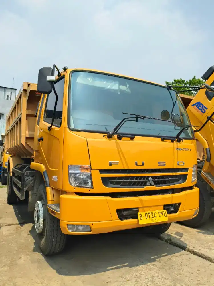 Antik 9rbKM Murah Mitsubishi fighter Higear 4x2 engkel dump truck 2023