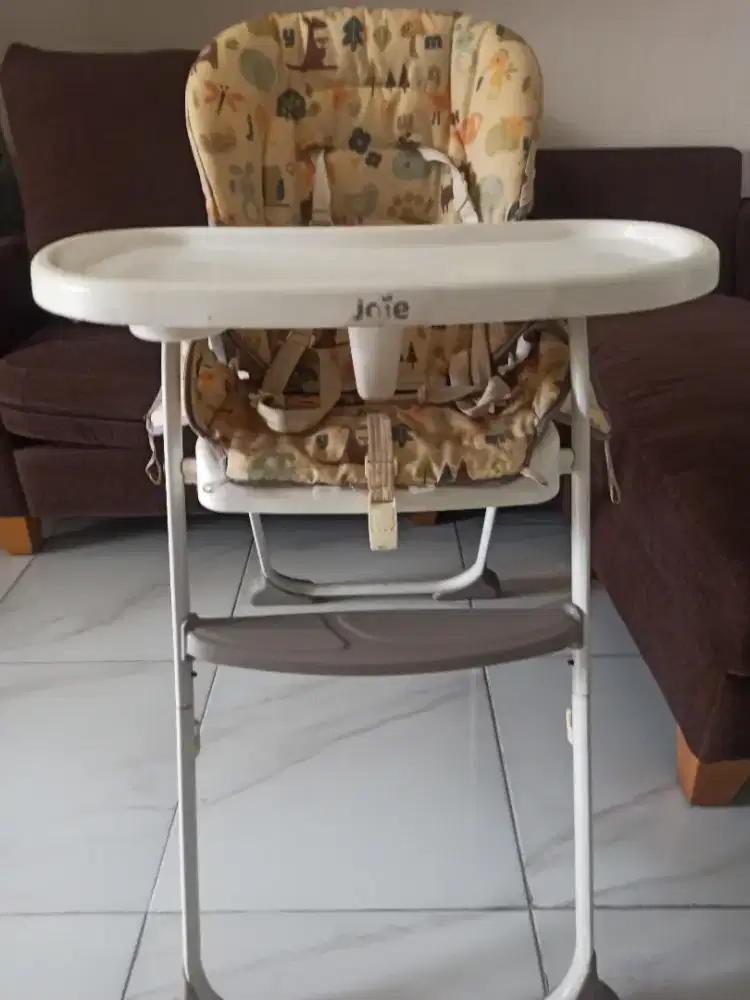 Kursi Makan Joie Bayi