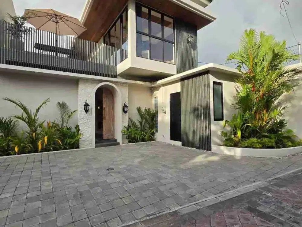 DI SEWAKAN VILA DI KAWASAN PANTAI BERAWA CANGGU