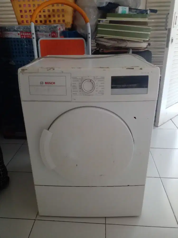 DIJUAL DRYER BOSCH SERIE 4