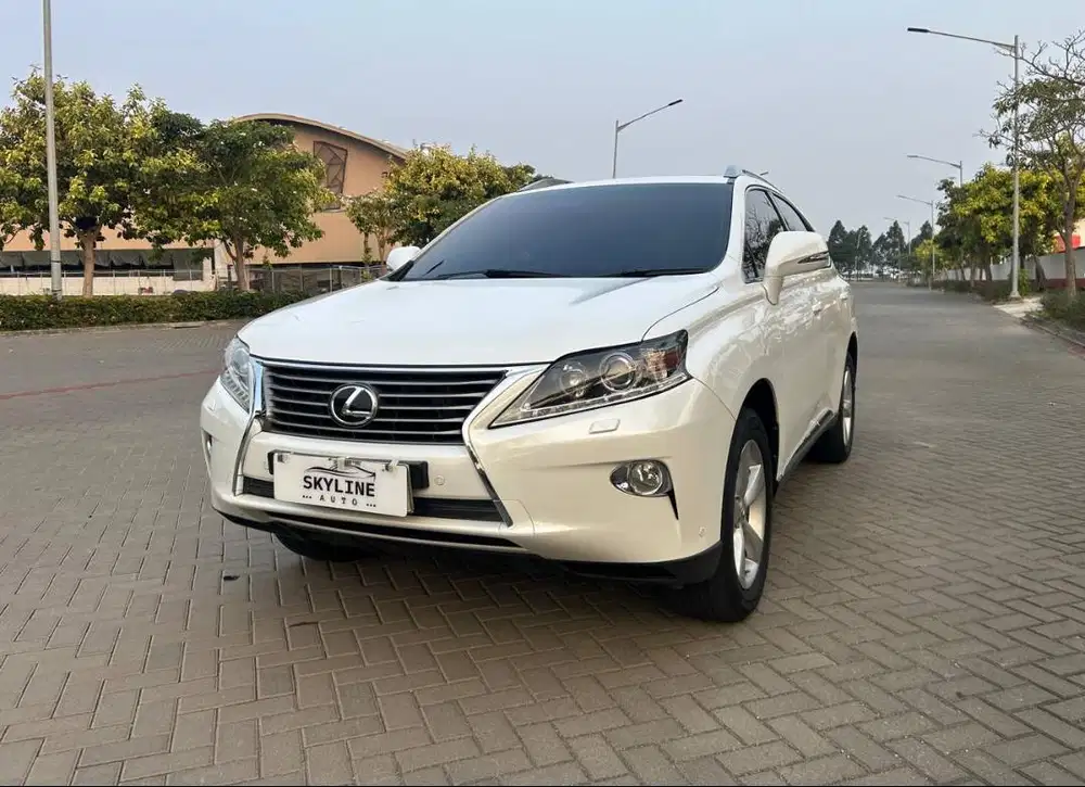 Jual cepat Lexus RX270 HK kondisi istimewa,kaki2 senyap,interior bagus