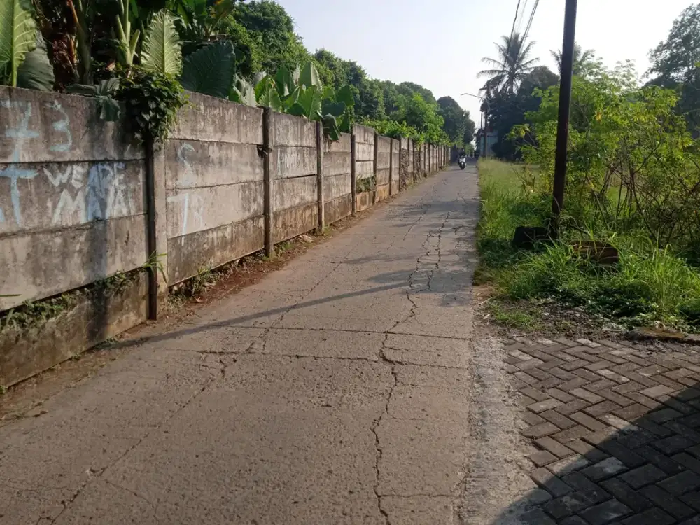 Tanah luas 5.114 m di pinggir jalan tol Jagorawi