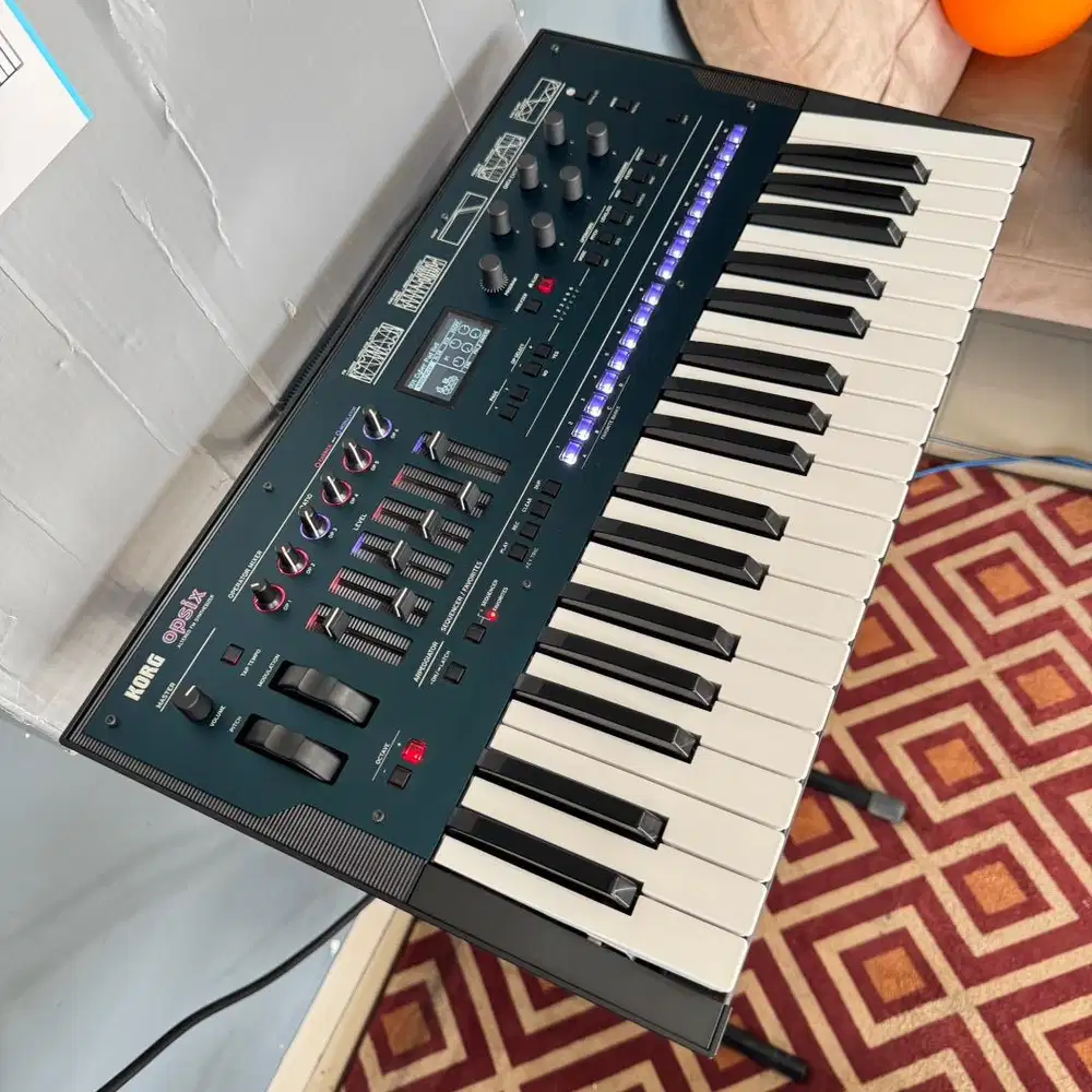 KORG OPSIX Altered FM Synth