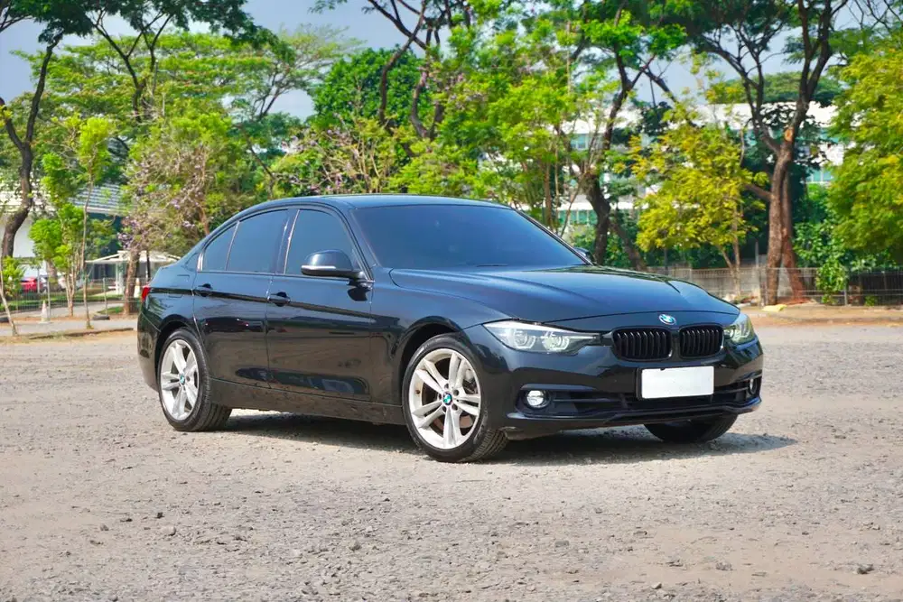 LIMITED BMW 320i Sport Shadow Individual B48 2019