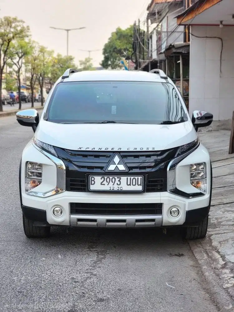 XPANDER CROSS PREMIUM PACKAGE AT 2020 UNIT ISTIMEWA PAJAK PANJANG !