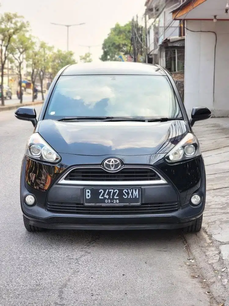 SIENTA 1.5 V AT 2016 UNIT ISTIMEWA PAJAK PANJANG GRESHH !