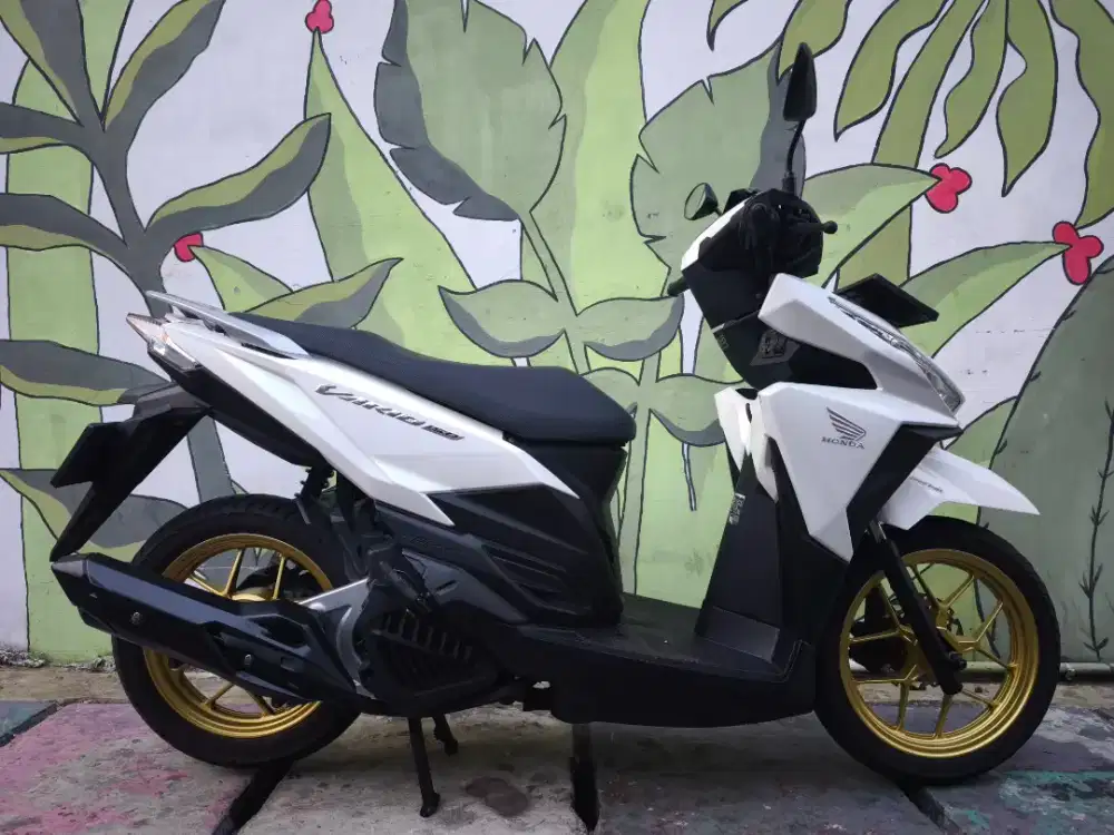 Honda Vario 150 Led CBS ISS Th 2018 B.Dki Pjk Pjg A/n Saya Sendiri