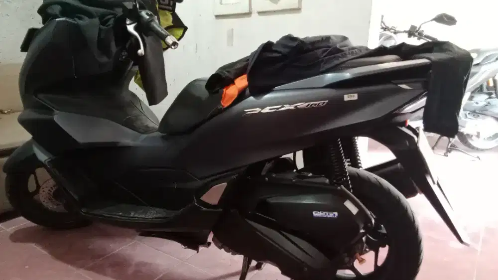 PCX bawaannya lengkap isi