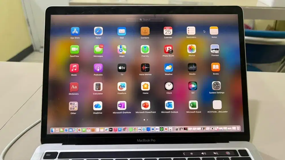 MACBOOK PRO 2020 Touchbar i5