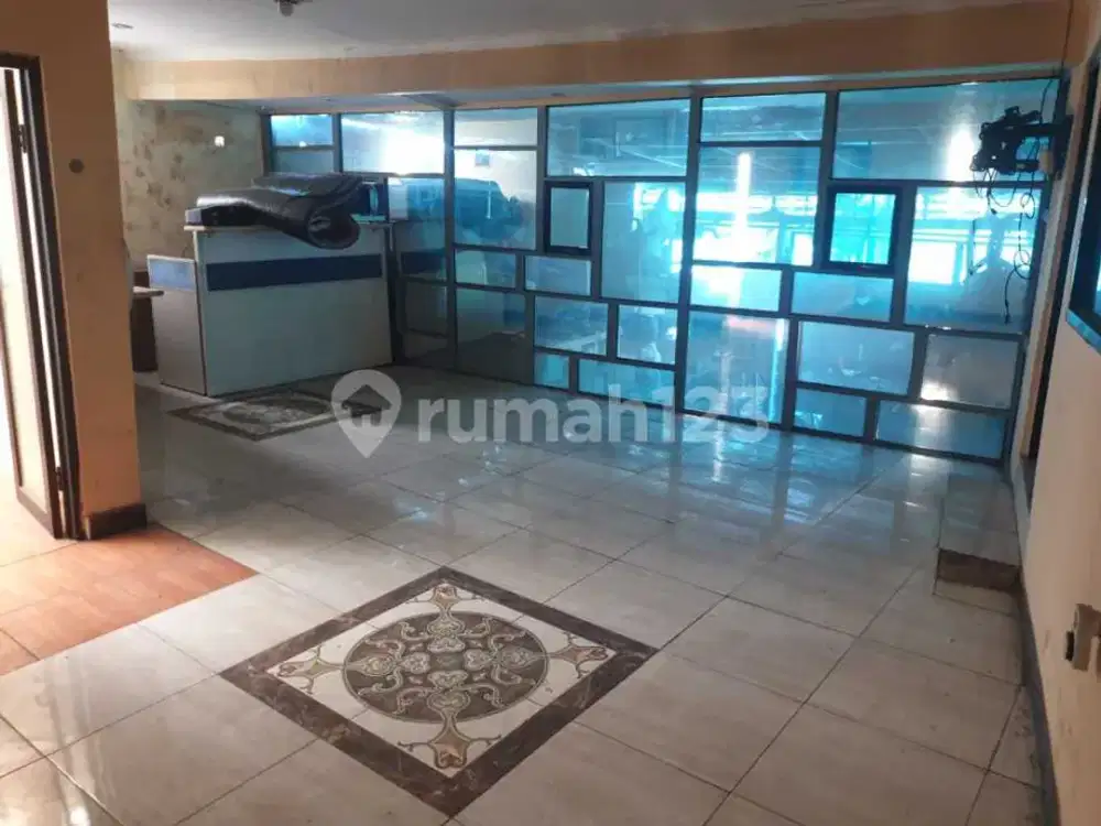 Dijual Gudang Cipondoh Lokasi Pinggir Jalan Siap Huni Bisa Nego Lokasi Strategis Dekat Akses Kemana Mana Dekat Tol Dan Lain Lain.
