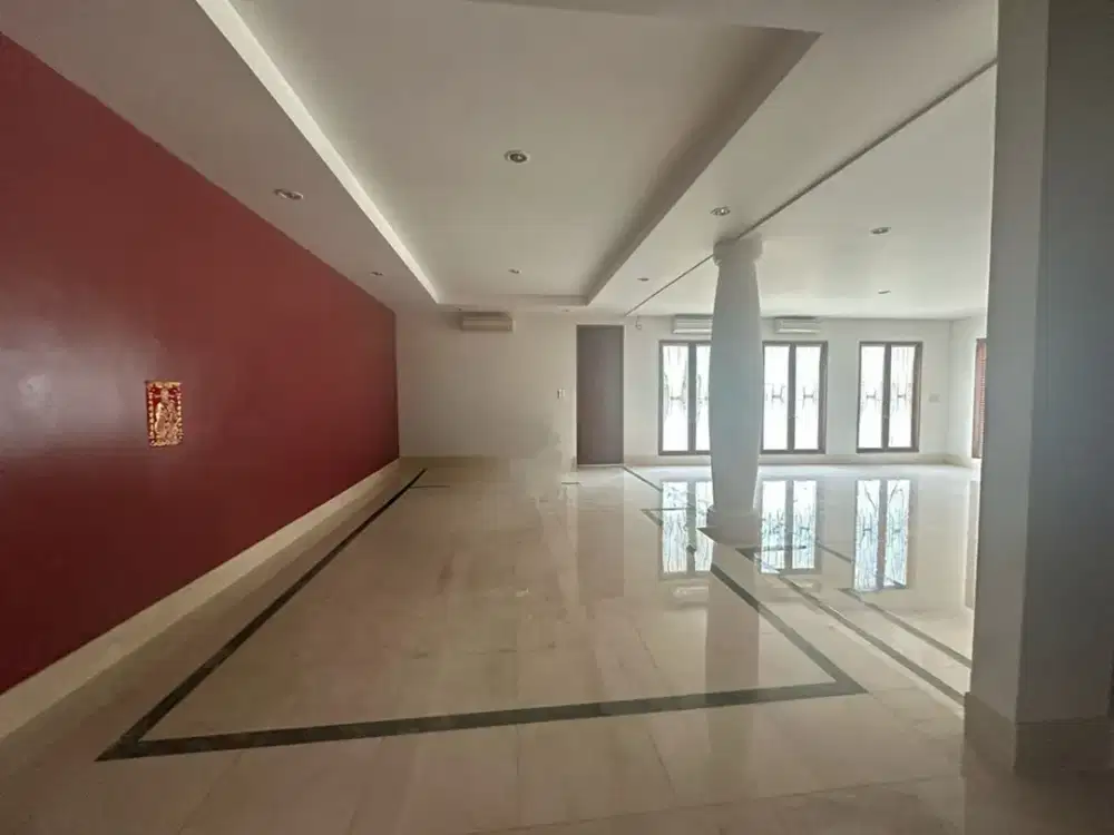Disewakan Rumah di Kemang Timur, Jakarta Selatan