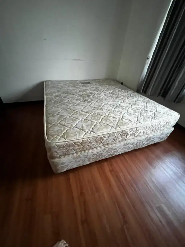 Dijual Kasur Second Kondisi Baik dan Bagus Jatiwaringin Pondok Gede