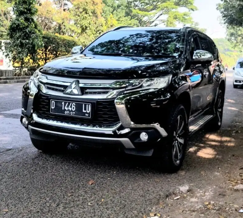 PAJERO SPORT DAKAR 2.4L AT 2016 LowKM 49rb RECORD MITSUBISHI BANDUNG