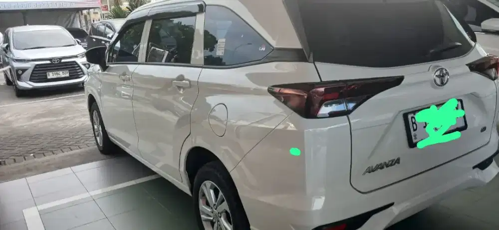 Avanza E cvt 2025 putih. Pemakai pribadi dari baru.