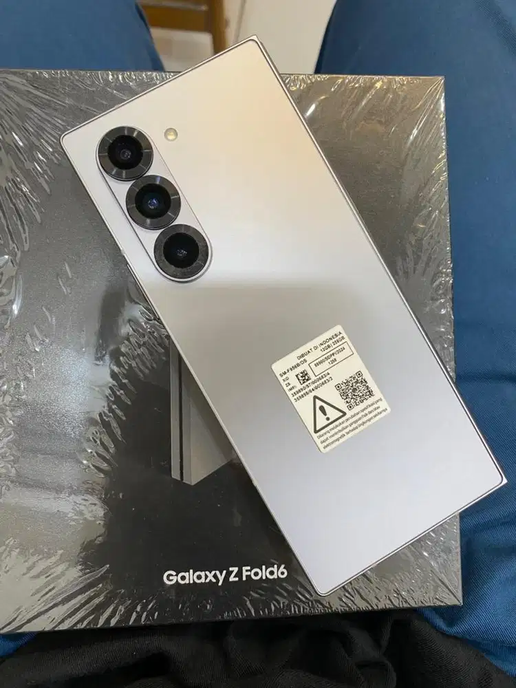 Z Fold 6 5G 12/256gb SEIN likenew