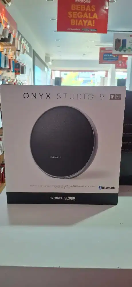 Onyx studio 9 masih promo lo gaes hanya di erafone antasari
