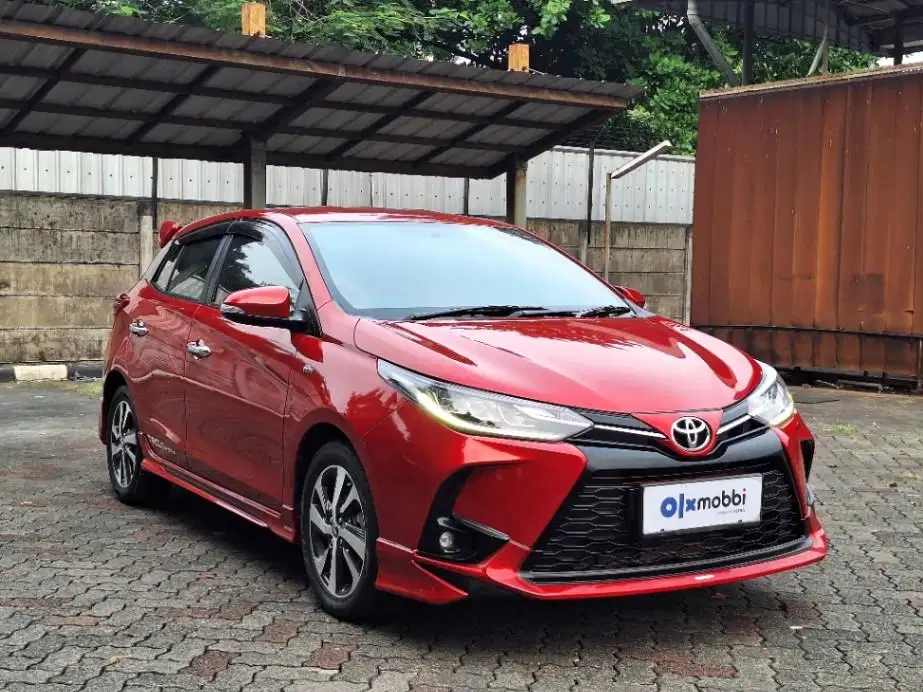 KM Rendah - Toyota Yaris 1.5 S Bensin-AT 2020