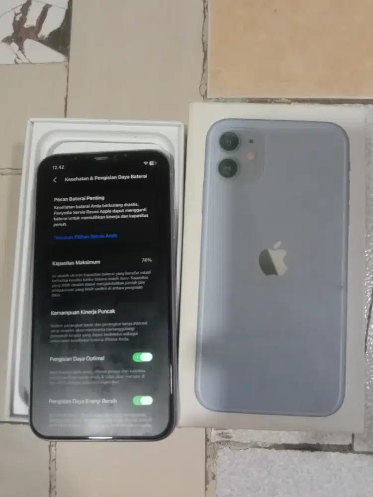 iPhone 11 Inter RAM 64