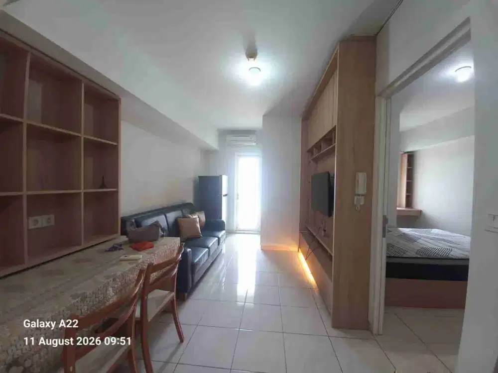 Disewakan full furnish apartement basela springlake Summarecon bekasi