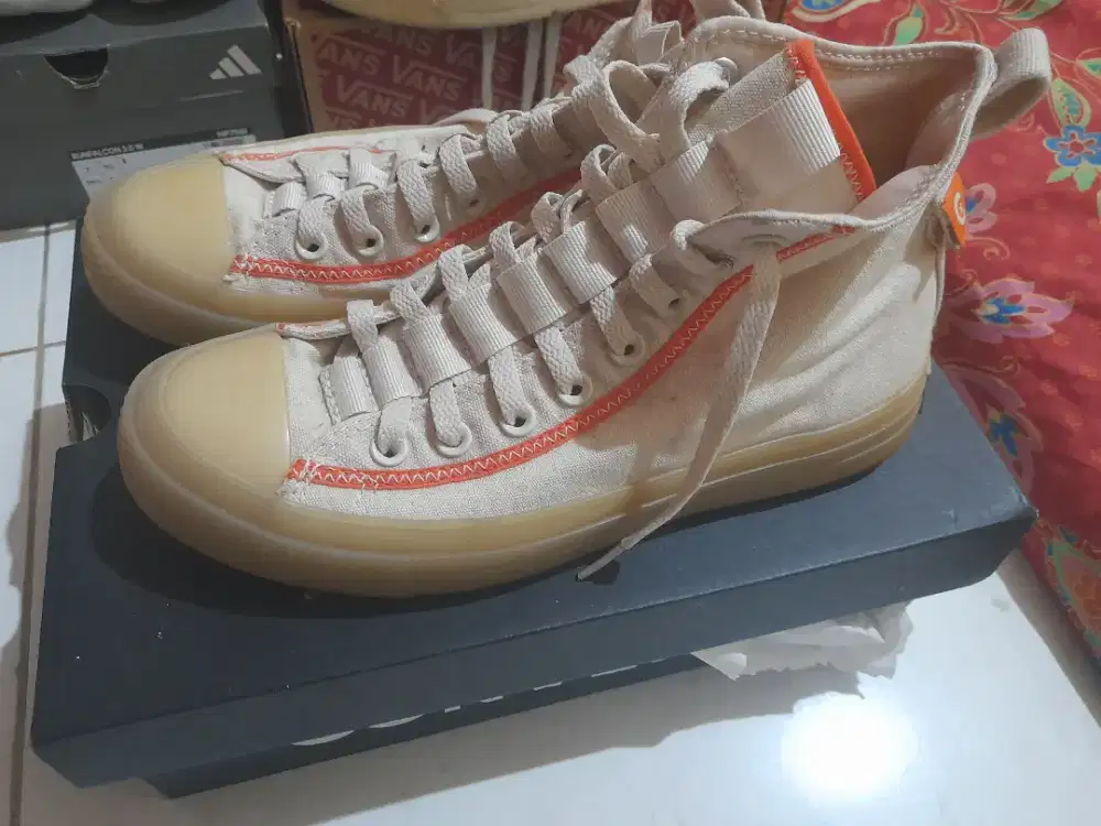 Converse unisex