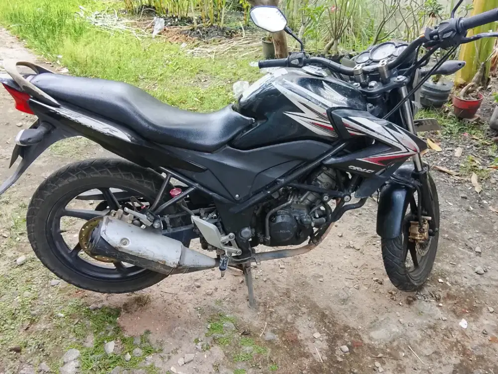 Dijual motor bekas Honda CB 150