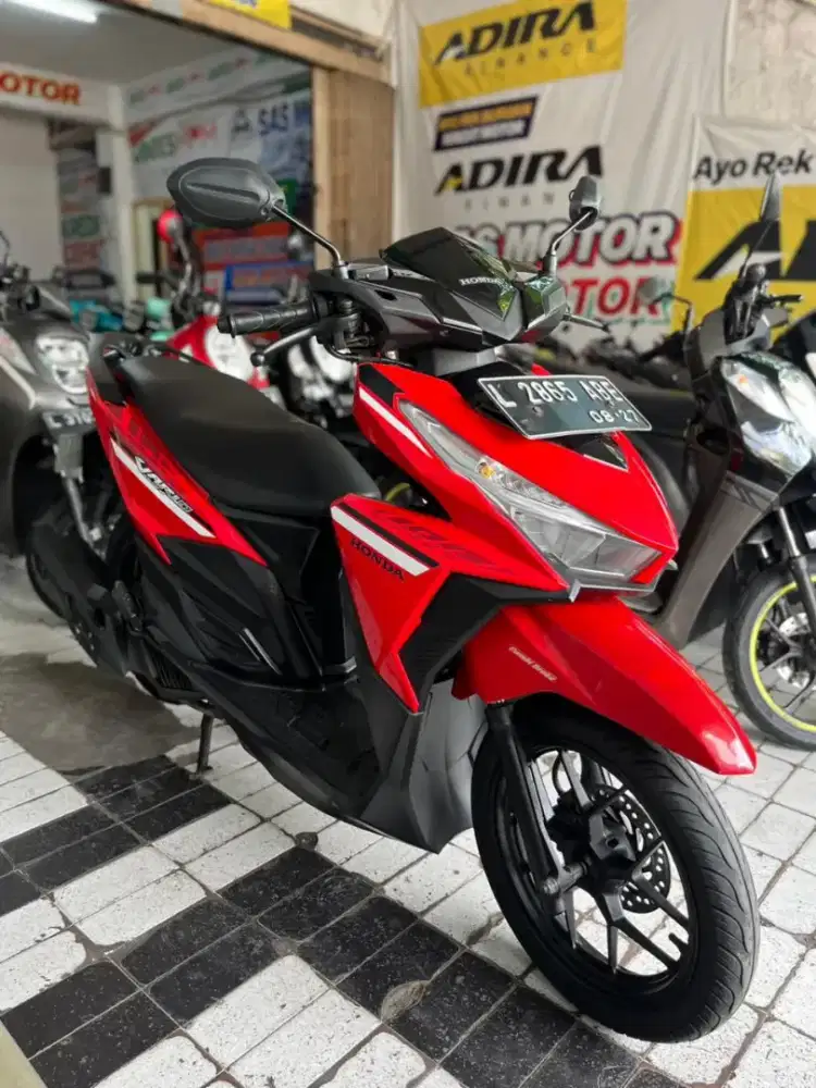 HONDA VARIO 125 2017 SAS MOTOR JL. BARATAJAYA 19 NO 5