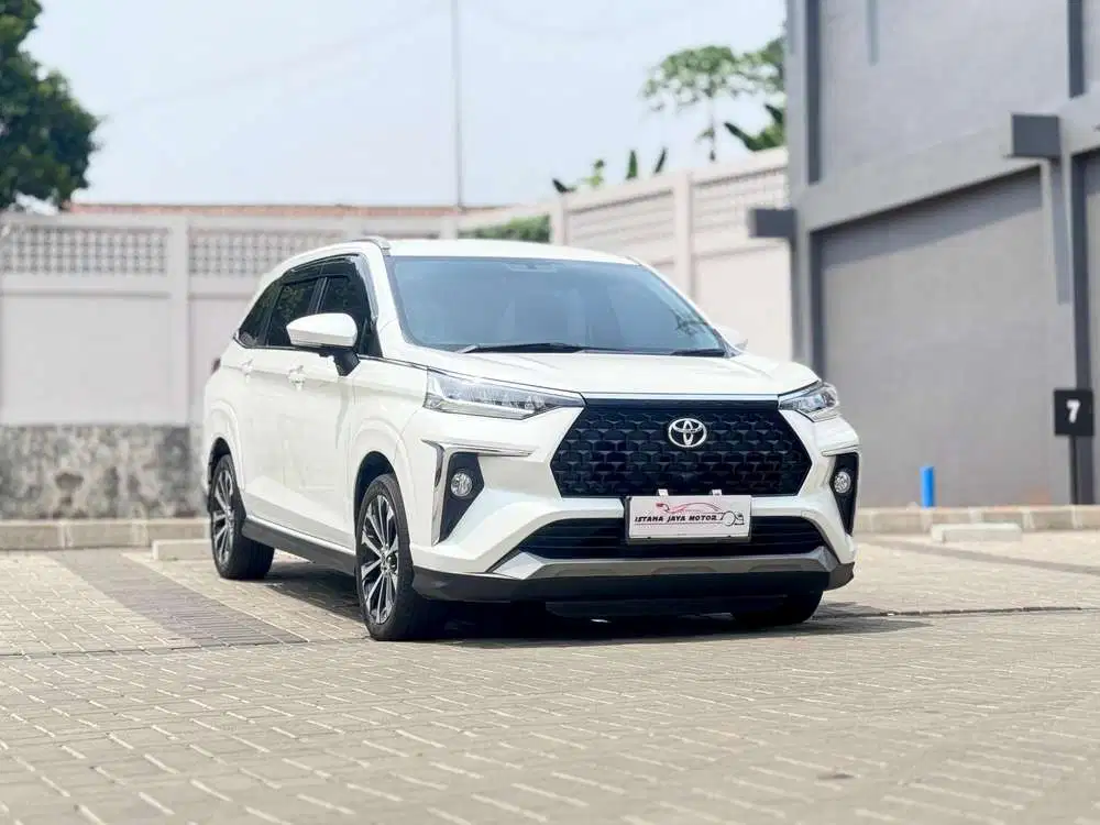 Toyota AVANZA 1.5 VELOZ Q CVT 2024 PUTIH