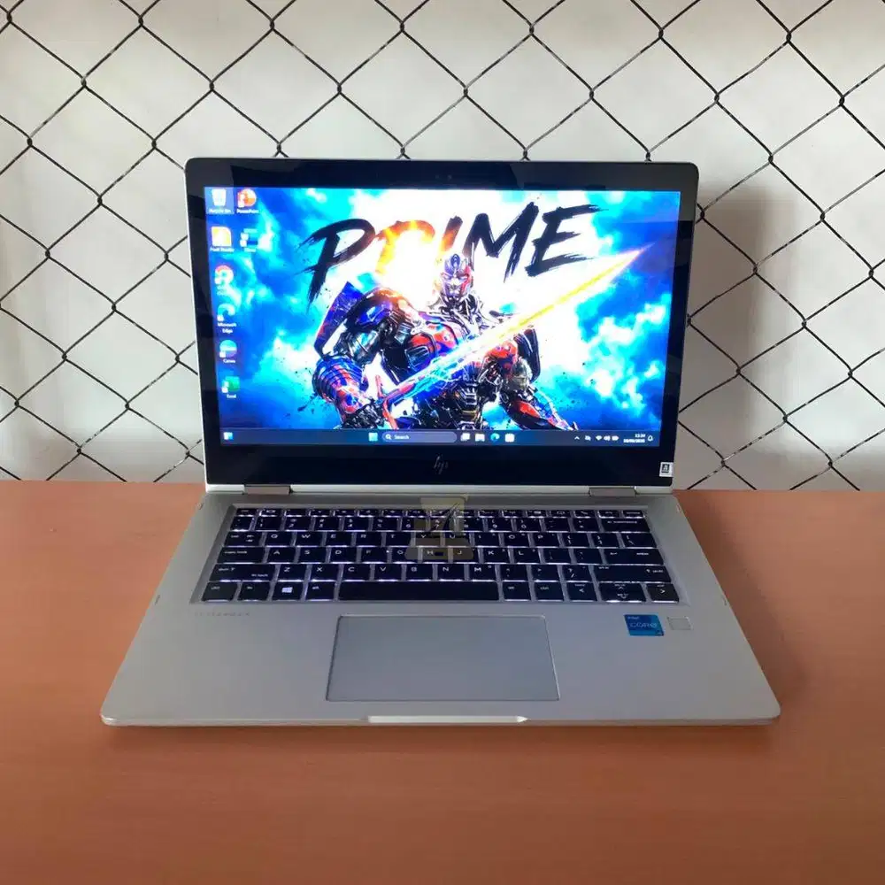 HP Elitebook X360 1030 G2 / i5 7200U / 8GB / SSD 256GB / WIN 11