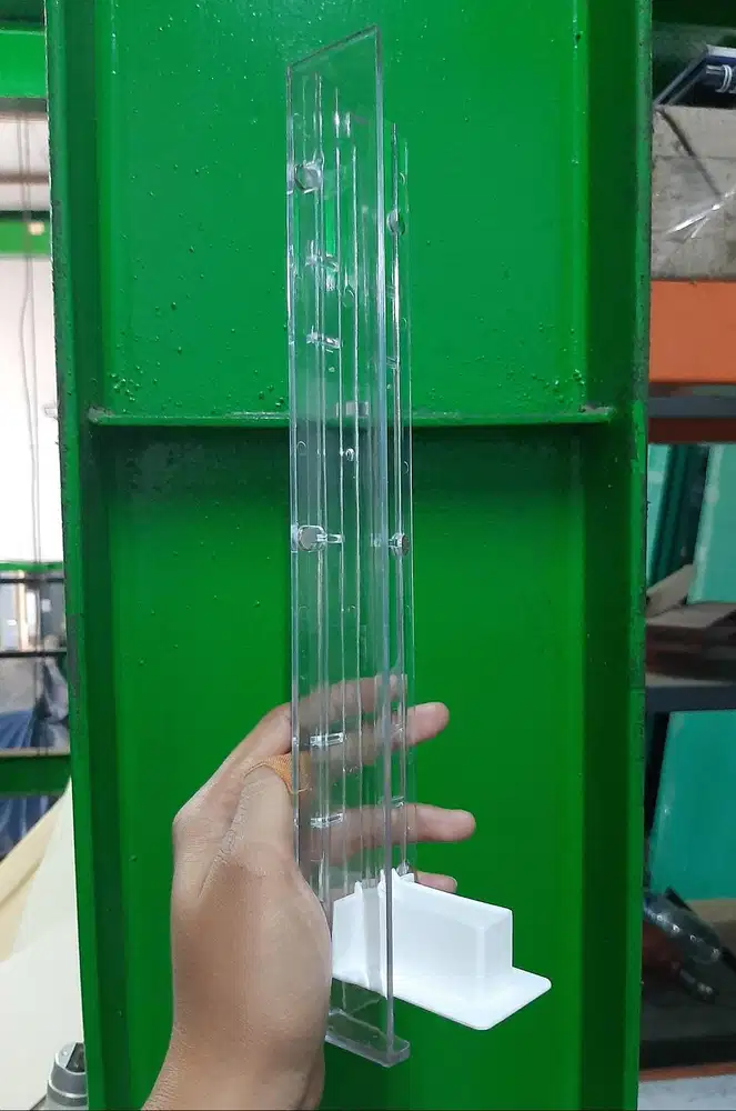PUSHER ATAU ACRILLIC ROKOK MIKA TEBAL HARGA TERJANGKAU SIAP PINANG