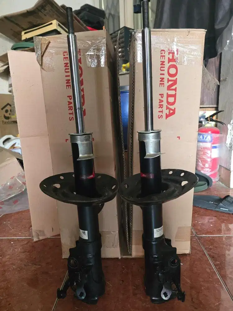 Dijual shockbreaker Honda BRV bekas