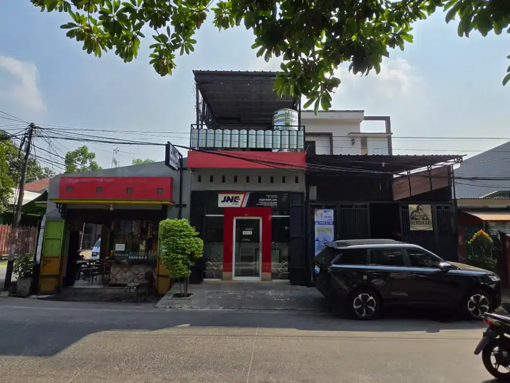 DI JUAL RUMAH DAN USAHA BERJALAN