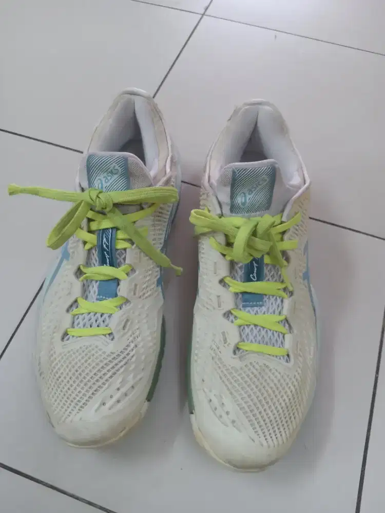 sepatu original asics size 41 kondisi 97% mulus