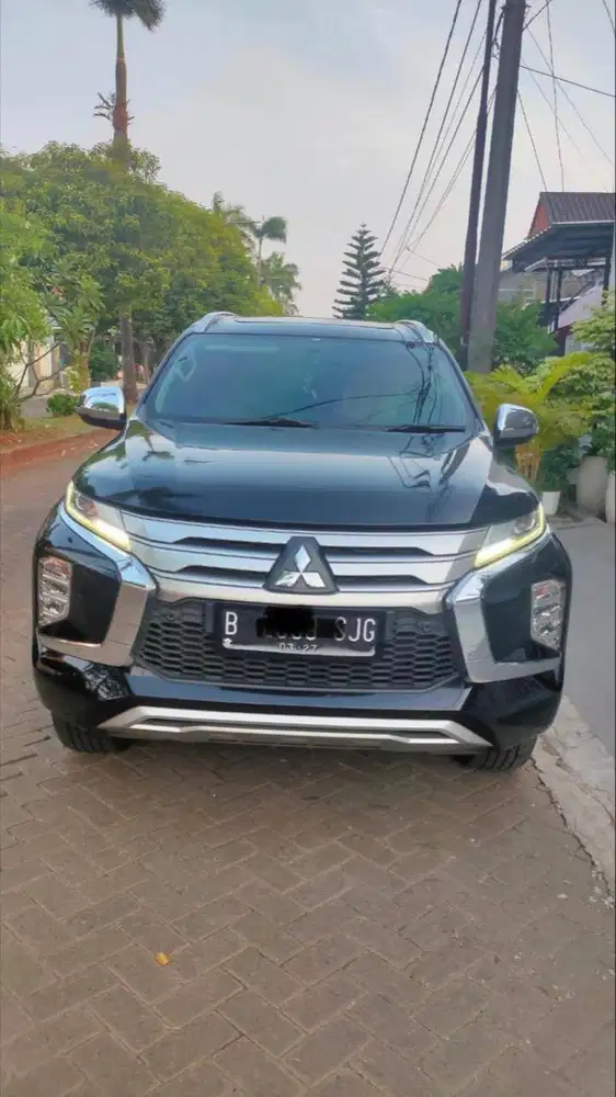 Mitsubishi Pajero Sport Dakar 4x2 Diesel AT (2022)