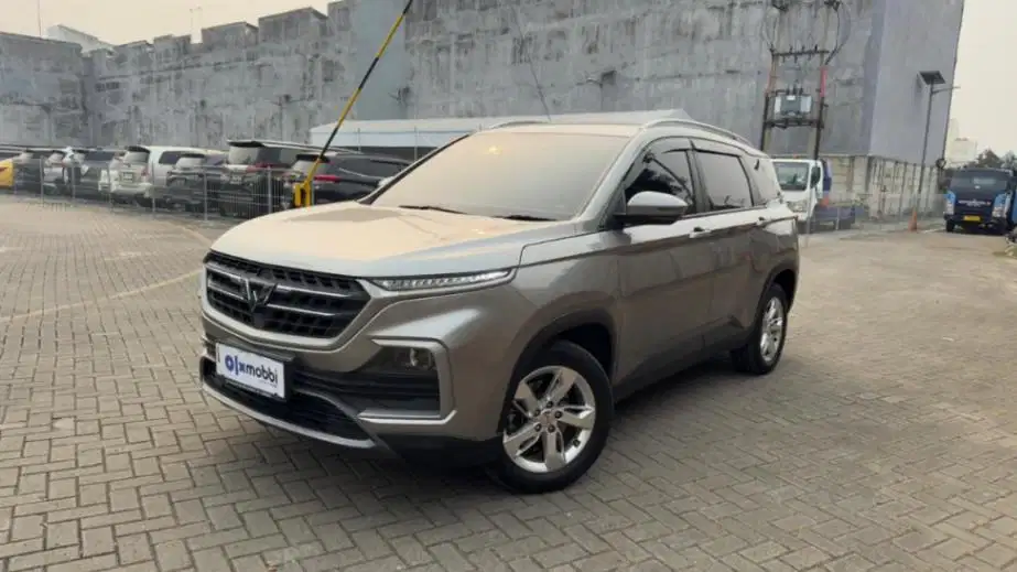 DP Murah Wuling Almaz  1.5 Smart Enjoy 7-Seater Bensin-AT 2021 Abu